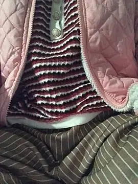 themchichnhau123 online show from November 21, 2025, 1:21 pm