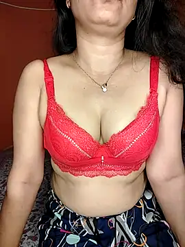 Snapshot of CUTE-PX chatting on October 31, 2025, 4:24 am CUTE-PX online show from October 31, 2025, 4:24 am