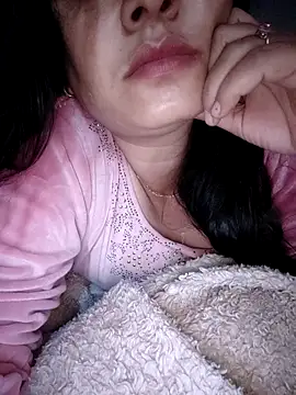 Snapshot of CUTE-PX chatting on November 8, 2025, 10:48 am CUTE-PX online show from November 8, 2025, 10:48 am