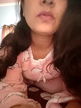 Snapshot of CUTE-PX chatting on December 17, 2025, 4:18 am CUTE-PX online show from December 17, 2025, 4:18 am