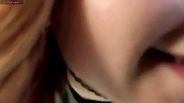 Snapshot of TheaCrockett chatting on December 5, 2025, 5:49 am TheaCrockett online show from December 5, 2025, 5:49 am