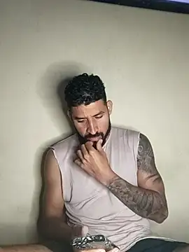 Alexsexygamer online show from November 3, 2025, 5:47 pm