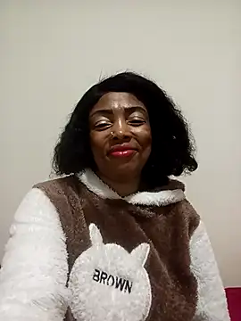 SEXYMOANSXX online show from November 7, 2025, 4:56 am