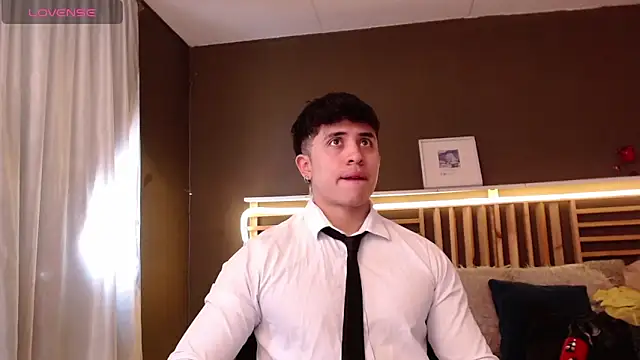 Snapshot of PaulEvens chatting on November 10, 2025, 1:10 pm PaulEvens online show from November 10, 2025, 1:10 pm