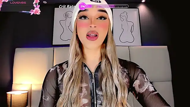 Valeriasmiithh online show from October 27, 2025, 8:35 pm