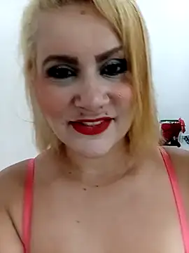 Snapshot of flavinhasensual chatting on October 21, 2025, 12:28 pm flavinhasensual online show from October 21, 2025, 12:28 pm