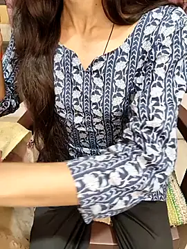 Snapshot of Cute_Manju01 chatting on December 2, 2025, 3:12 am Cute Manju01 online show from December 2, 2025, 3:12 am