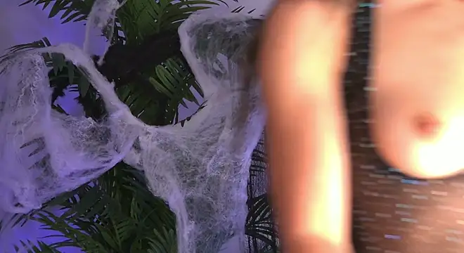 YasminaMoon online show from October 31, 2025, 6:14 am