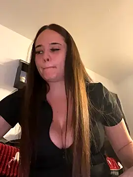 Snapshot of LollyLove_ chatting on September 28, 2025, 6:02 pm LollyLove  online show from September 28, 2025, 6:02 pm