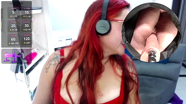 leidydi223 online show from November 8, 2025, 2:23 am