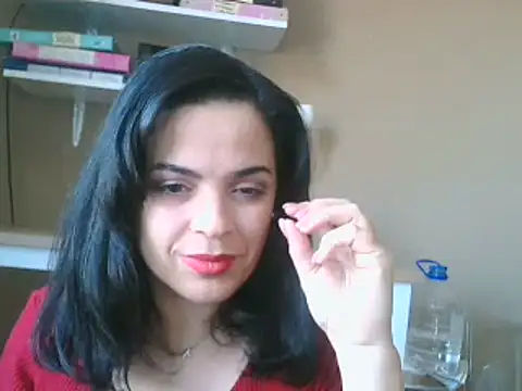 ITALIANASISIXX online show from November 25, 2025, 11:43 am