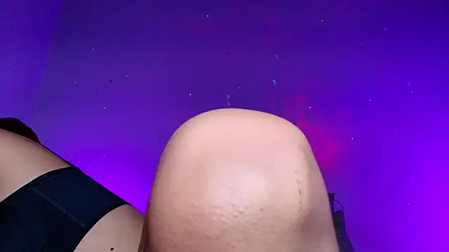 Snapshot of m_rosee chatting on November 22, 2025, 12:04 pm m rosee online show from November 22, 2025, 12:04 pm