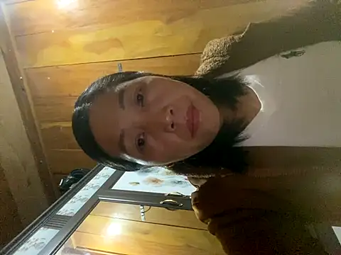 Lai005 online show from September 29, 2025, 1:22 am