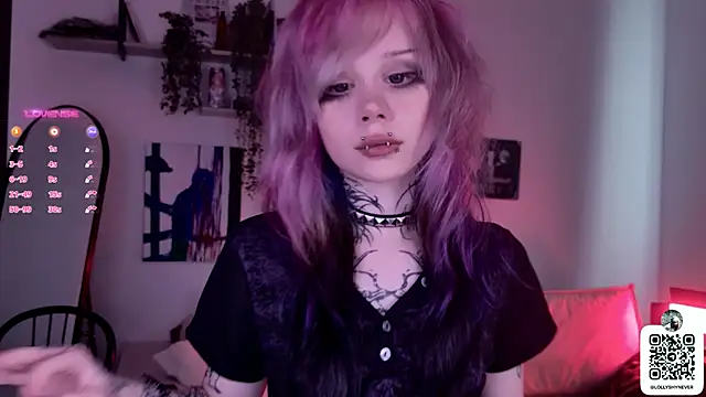 Snapshot of Lollyshy chatting on October 8, 2025, 11:19 am Lollyshy online show from October 8, 2025, 11:19 am