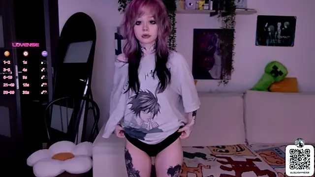 Snapshot of Lollyshy chatting on October 13, 2025, 1:00 pm Lollyshy online show from October 13, 2025, 1:00 pm