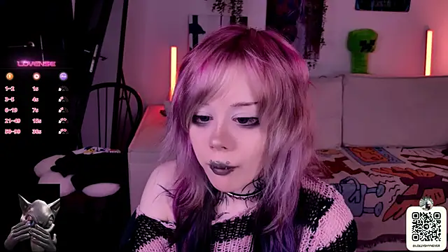 Snapshot of Lollyshy chatting on October 28, 2025, 10:30 am Lollyshy online show from October 28, 2025, 10:30 am