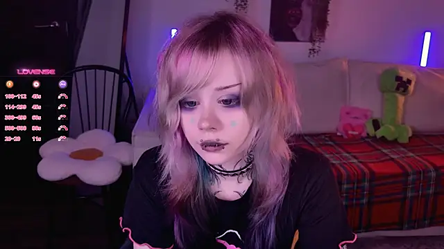 Snapshot of Lollyshy chatting on November 30, 2025, 9:57 am Lollyshy online show from November 30, 2025, 9:57 am