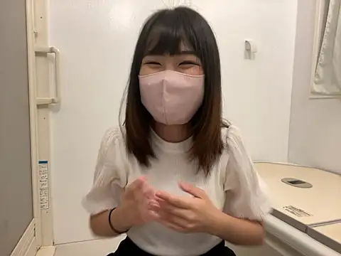 Snapshot of sora_033 chatting on September 14, 2025, 3:11 pm sora 033 online show from September 14, 2025, 3:11 pm