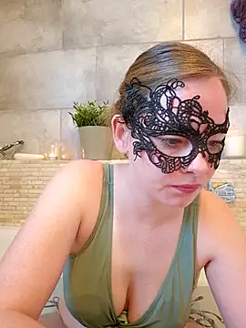 Squirtingcouple9094 online show from November 7, 2025, 8:14 am