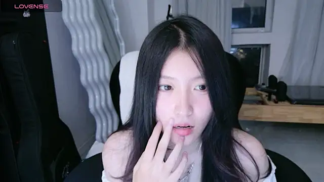 rainybb online show from September 8, 2025, 3:00 pm