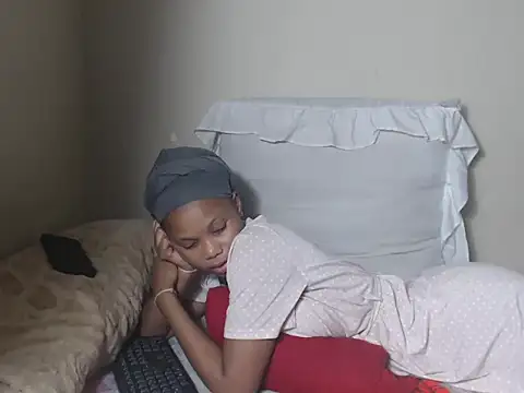  SweetLips  online show from October 30, 2025, 10:32 pm