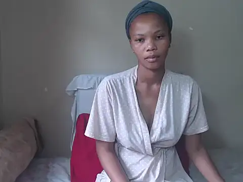  SweetLips  online show from November 2, 2025, 9:55 am