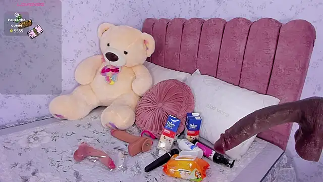 Snapshot of miathonson769 chatting on September 24, 2025, 7:50 pm miathonson769 online show from September 24, 2025, 7:50 pm