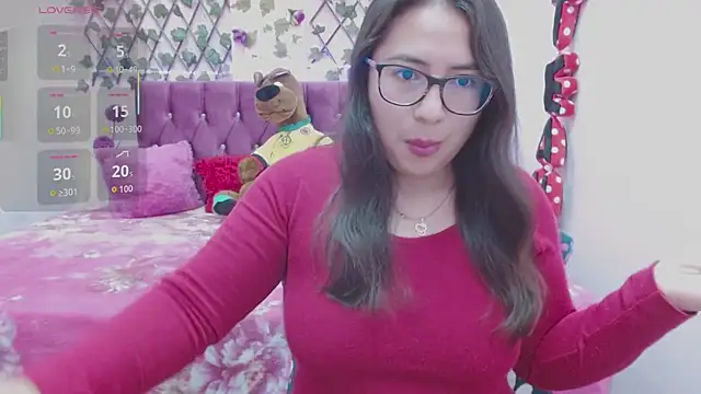 Snapshot of Estrella__sex chatting on September 9, 2025, 8:30 pm Estrella sex online show from September 9, 2025, 8:30 pm