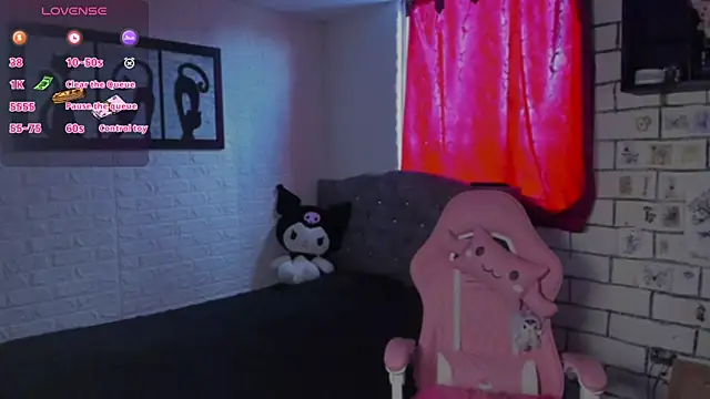 Snapshot of babee_04 chatting on November 18, 2025, 7:07 pm babee 04 online show from November 18, 2025, 7:07 pm