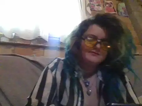 Snapshot of Wen_Vexxx chatting on November 16, 2025, 12:00 pm Wen Vexxx online show from November 16, 2025, 12:00 pm