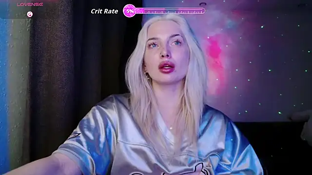 Snapshot of SpaceMarsi chatting on October 10, 2025, 8:08 pm SpaceMarsi online show from October 10, 2025, 8:08 pm