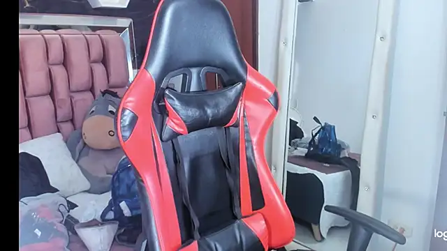 Snapshot of sara_slut21 chatting on February 1, 2025, 1:02 am sara slut21 online show from February 1, 2025, 1:02 am