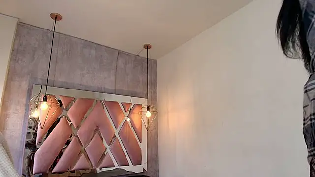 Lorber  online show from September 14, 2025, 7:13 pm