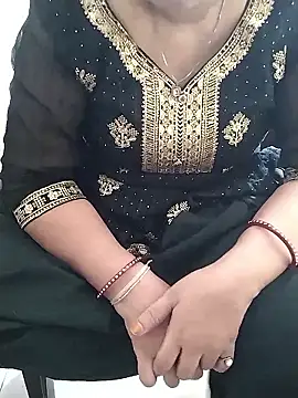 Snapshot of Diya-Sharmaa chatting on September 27, 2025, 5:45 am Diya-Sharmaa online show from September 27, 2025, 5:45 am