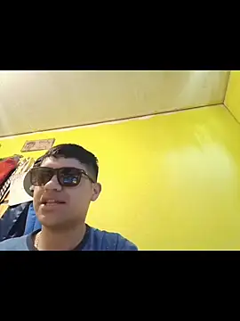 Snapshot of juanfritaa21 chatting on October 14, 2025, 3:24 pm juanfritaa21 online show from October 14, 2025, 3:24 pm