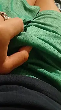 juanfritaa21 online show from November 20, 2025, 2:34 am