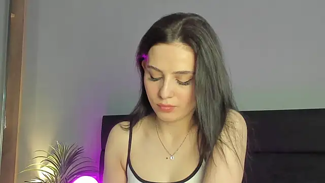 Snapshot of Forever_Smiler chatting on November 13, 2025, 9:41 am Forever Smiler online show from November 13, 2025, 9:41 am