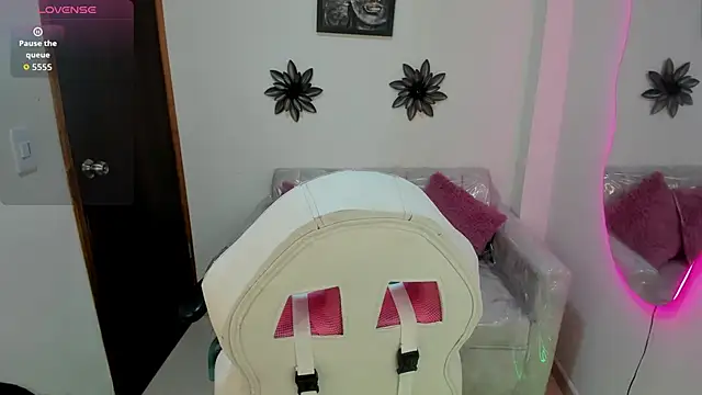 Snapshot of cataleya_sub_ chatting on October 10, 2025, 12:15 pm cataleya sub online show from October 10, 2025, 12:15 pm