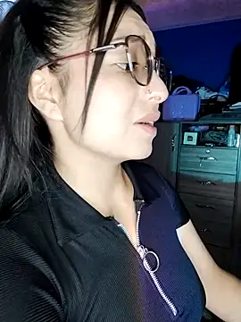 Snapshot of Mia___15 chatting on September 8, 2025, 8:19 pm Mia   15 online show from September 8, 2025, 8:19 pm