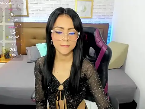 liittle sunflower online show from November 19, 2025, 1:22 pm