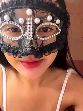 Snapshot of Mimi_love01 chatting on November 17, 2025, 7:36 am Mimi love01 online show from November 17, 2025, 7:36 am