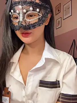 Snapshot of Mimi_love01 chatting on November 26, 2025, 8:37 am Mimi love01 online show from November 26, 2025, 8:37 am