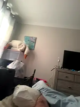 Spartacus514 online show from October 2, 2025, 12:01 pm