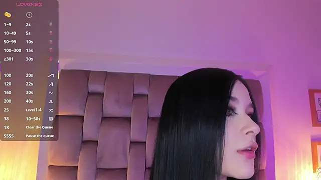 Snapshot of Dannika07 chatting on November 22, 2025, 3:27 am Dannika07 online show from November 22, 2025, 3:27 am