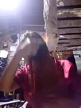 Snapshot of SexyHottMom chatting on October 1, 2025, 1:28 pm SexyHottMom online show from October 1, 2025, 1:28 pm