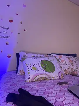 MiaRousexxx  online show from October 1, 2025, 2:28 am