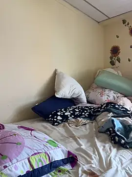 MiaRousexxx  online show from October 4, 2025, 5:44 pm