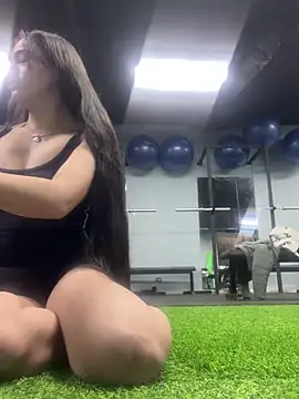 MiaRousexxx  online show from December 20, 2025, 12:40 am