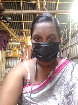 Snapshot of Tamildivya18 chatting on November 11, 2025, 4:56 am Tamildivya18 online show from November 11, 2025, 4:56 am