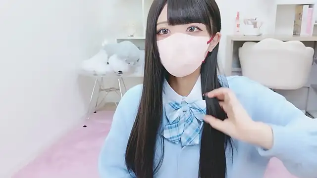 Snapshot of Reina_Fcup chatting on October 9, 2025, 10:02 am Reina Fcup online show from October 9, 2025, 10:02 am